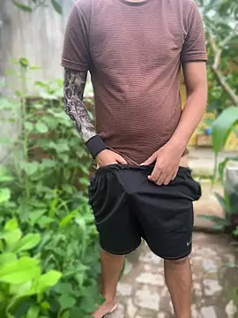 Snapshot of king_cum_ chatting on 04-14-26, 01:06 king cum online show from 04-14-26, 01:06