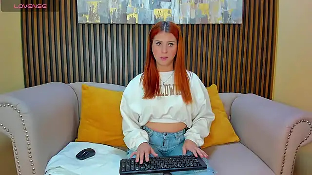 Nahiajhonson  online show from 03-07-25, 12:56