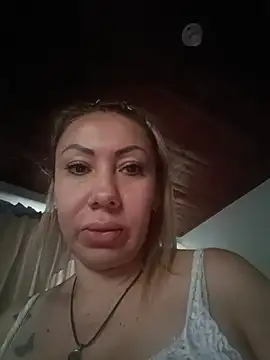 Snapshot of coral_smitth chatting on 07-13-26, 04:54 coral smitth online show from 07-13-26, 04:54