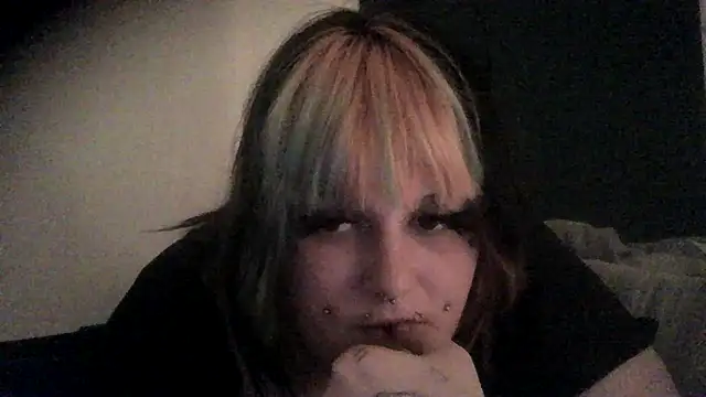 Snapshot of d3mon_bbx00 chatting on 03-07-25, 11:05 d3mon bbx00 online show from 03-07-25, 11:05