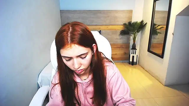 Snapshot of liseth_fox chatting on 12-27-24, 06:42 liseth fox online show from 12-27-24, 06:42