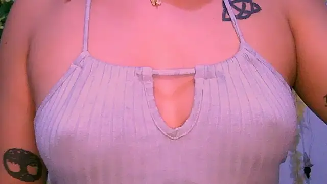 Crysrus online show from 02-01-26, 01:15