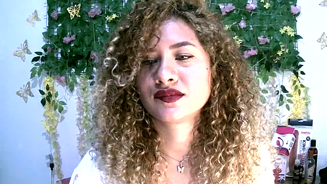 Crysrus online show from 02-22-26, 07:45