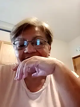 Madrastrahot69 online show from 02-13-26, 07:54