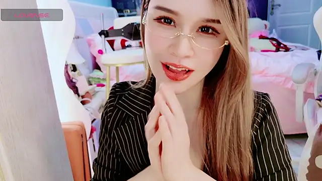 HU131452 online show from 12-10-24, 11:19