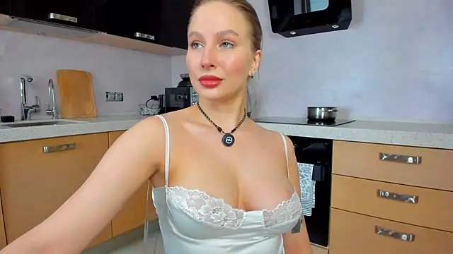 AnnLevine online show from 06-27-26, 07:13
