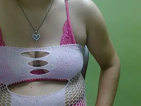 Snapshot of LOVERIAKOL chatting on 04-05-26, 06:16 LOVERIAKOL online show from 04-05-26, 06:16