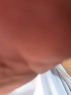 Snapshot of BustedKeeping chatting on 04-15-26, 11:49 BustedKeeping online show from 04-15-26, 11:49