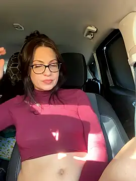 Snapshot of BeautifulMesss chatting on 01-12-26, 04:45 BeautifulMesss online show from 01-12-26, 04:45