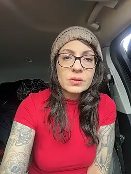 Snapshot of BeautifulMesss chatting on 02-14-26, 03:42 BeautifulMesss online show from 02-14-26, 03:42