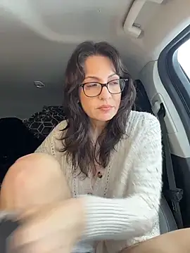 Snapshot of BeautifulMesss chatting on 03-07-26, 04:59 BeautifulMesss online show from 03-07-26, 04:59