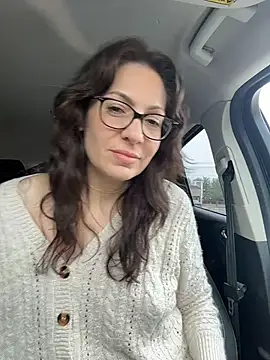 Snapshot of BeautifulMesss chatting on 04-03-26, 05:11 BeautifulMesss online show from 04-03-26, 05:11