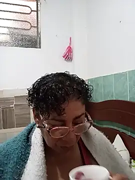 Snapshot of sorbetico_perverse chatting on 02-05-26, 06:45 sorbetico perverse online show from 02-05-26, 06:45