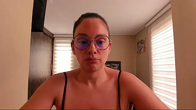 anabel 025 online show from 05-20-26, 04:24