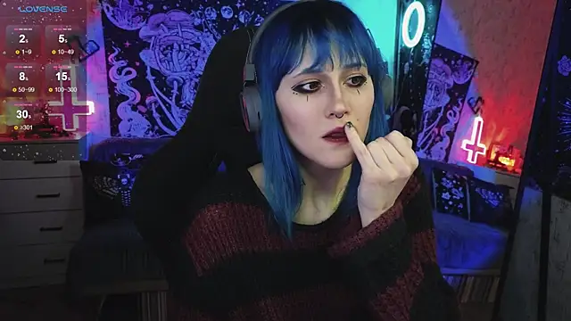 little Elika online show from 03-22-25, 10:04