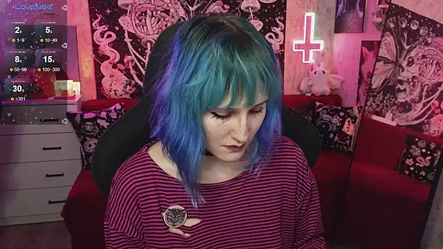 little Elika online show from 11-09-25, 09:57