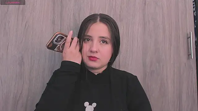 Snapshot of Sabrina_Lennox chatting on 05-14-26, 02:18 Sabrina Lennox online show from 05-14-26, 02:18