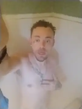 Snapshot of dadyyD95 chatting on 11-22-25, 10:36 dadyyD95 online show from 11-22-25, 10:36