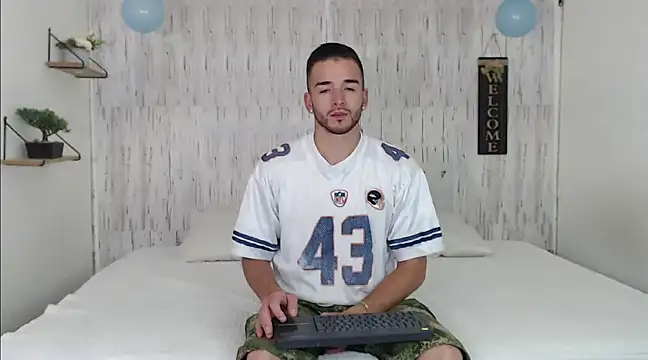 tommycash 777 online show from 03-10-25, 03:41