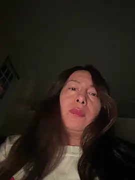 Snapshot of xLadyScarlettx chatting on 12-23-25, 03:26 xLadyScarlettx online show from 12-23-25, 03:26