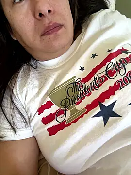 Snapshot of xLadyScarlettx chatting on 01-09-26, 01:25 xLadyScarlettx online show from 01-09-26, 01:25