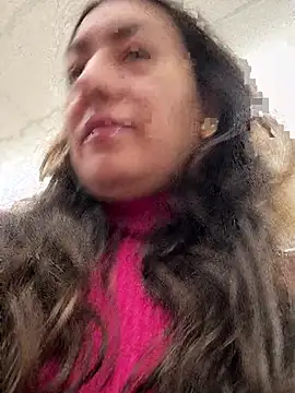 Snapshot of xLadyScarlettx chatting on 01-13-26, 04:12 xLadyScarlettx online show from 01-13-26, 04:12