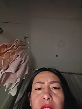 Snapshot of xLadyScarlettx chatting on 02-02-26, 04:00 xLadyScarlettx online show from 02-02-26, 04:00