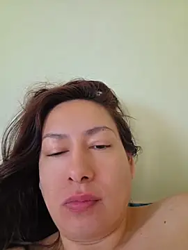 Snapshot of xLadyScarlettx chatting on 04-16-26, 12:39 xLadyScarlettx online show from 04-16-26, 12:39