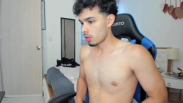 mateoleonee online show from 03-04-25, 09:11