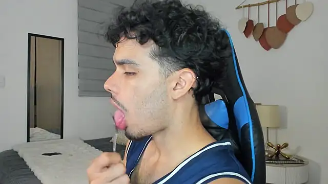 mateoleonee online show from 03-13-25, 11:59