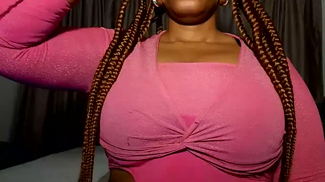 Snapshot of SexyFreaky_ chatting on 03-23-26, 01:31 SexyFreaky online show from 03-23-26, 01:31