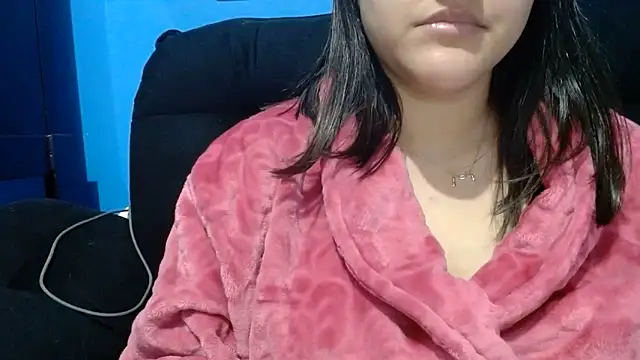 luckygirl111 online show from 06-11-26, 01:09