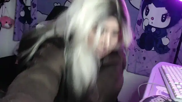 lussyevans24 online show from 05-28-26, 03:26