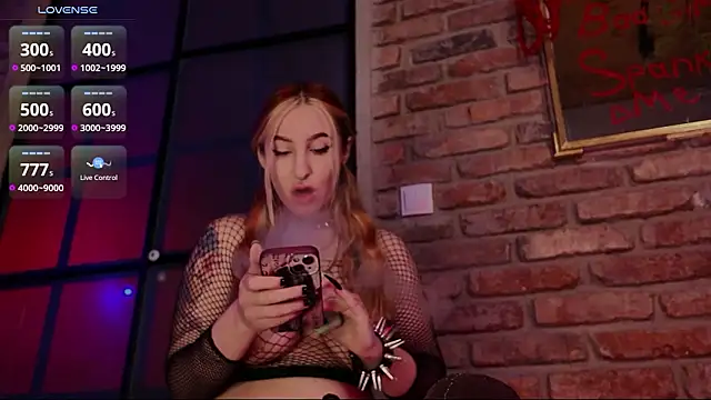 Snapshot of Kurama_Katana chatting on 03-08-26, 09:51 Kurama Katana online show from 03-08-26, 09:51