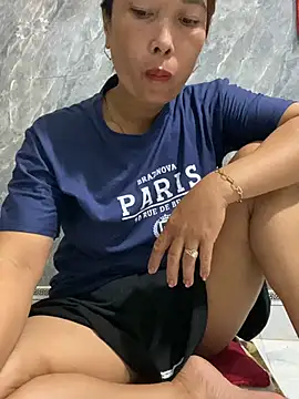 Linaannn online show from 07-16-26, 12:05