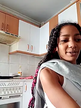 Laanegraofficial  online show from 10-02-25, 11:17