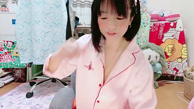 renapiyon8182 online show from 02-08-25, 07:38