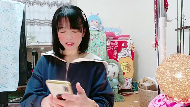 renapiyon8182 online show from 02-21-25, 07:21