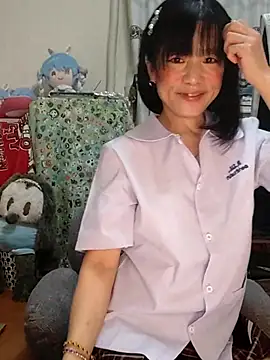 renapiyon8182 online show from 02-22-25, 07:36