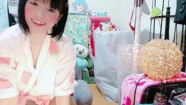 renapiyon8182 online show from 03-19-25, 07:38