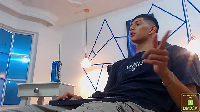 Snapshot of Valerio_20 chatting on 12-21-24, 08:21 Valerio 20 online show from 12-21-24, 08:21