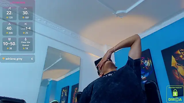 Snapshot of Valerio_20 chatting on 01-21-25, 11:55 Valerio 20 online show from 01-21-25, 11:55