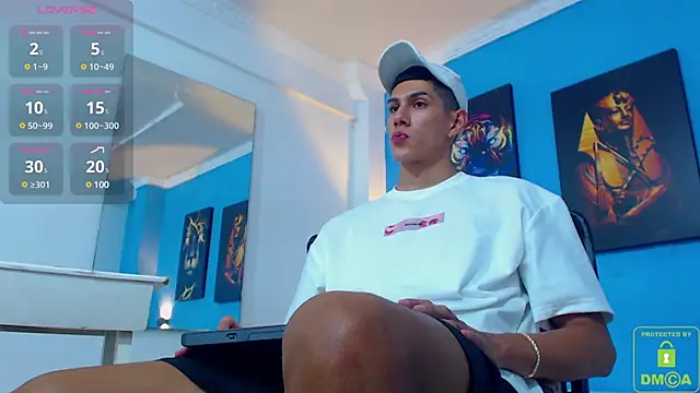 Snapshot of Valerio_20 chatting on 01-24-25, 08:00 Valerio 20 online show from 01-24-25, 08:00