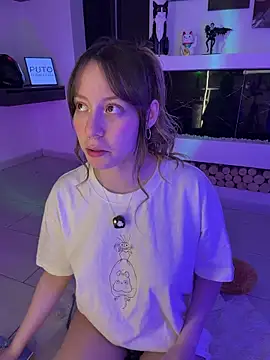 Snapshot of _nobara__ chatting on 02-15-26, 04:09 nobara online show from 02-15-26, 04:09