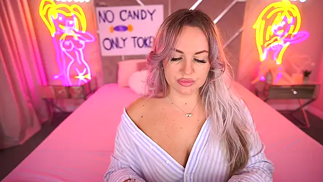 KiraCandyS online show from 10-30-25, 07:58