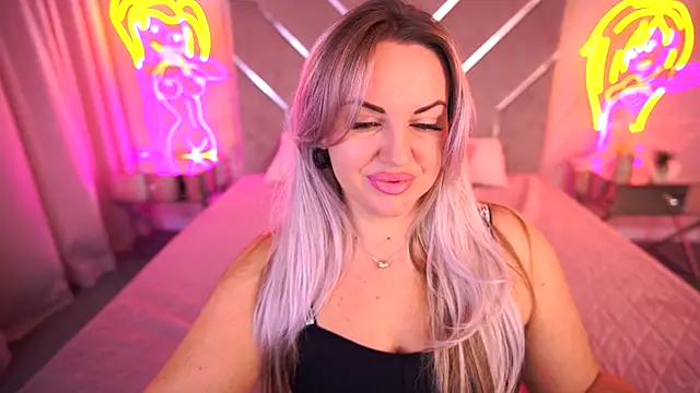 KiraCandyS online show from 11-07-25, 12:21