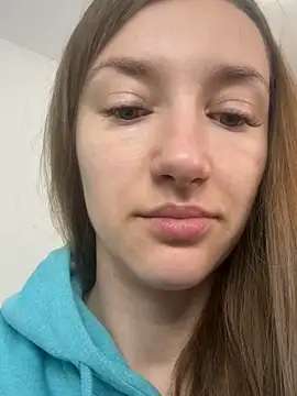 Snapshot of KateRedgar chatting on 05-16-26, 10:36 KateRedgar online show from 05-16-26, 10:36