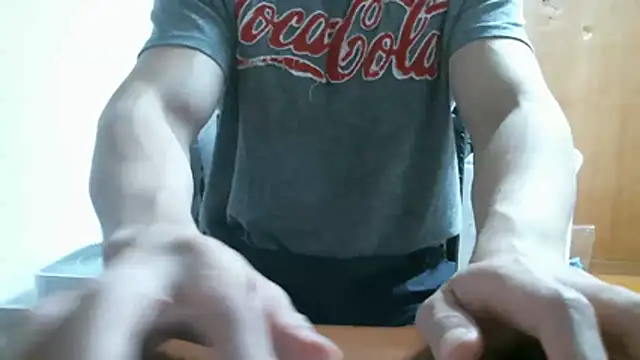 Stellan 0412 online show from 03-22-26, 04:16