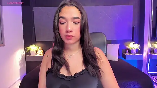 SaraaMills online show from 04-09-26, 04:01