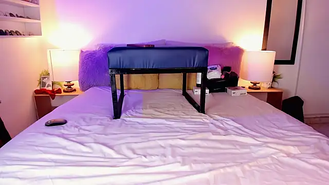 RachellMishelle online show from 11-17-25, 04:13